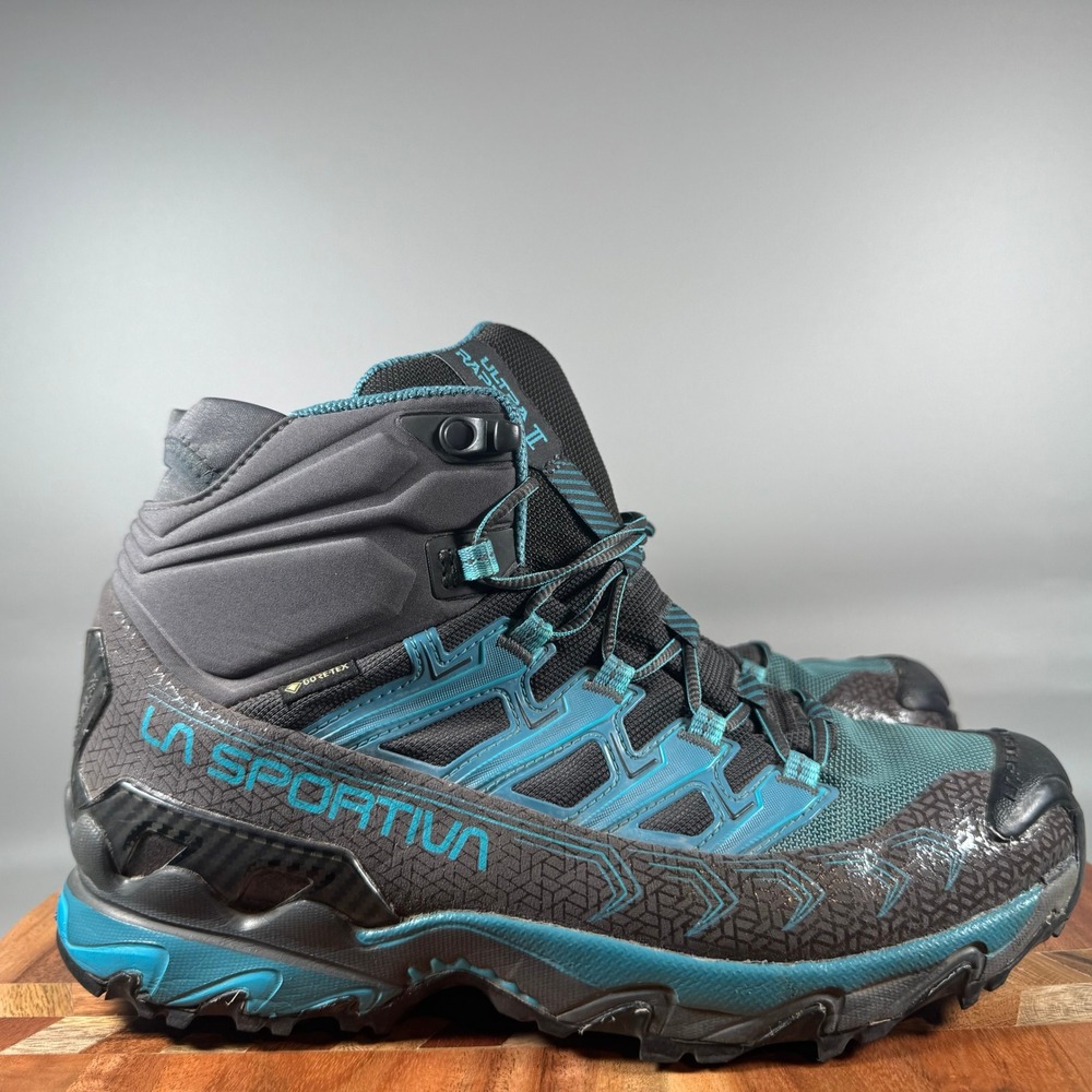 La Sportiva Ultra Raptor II Mid GTX Wide Womens 9.5 Carbon Topaz 2108-C